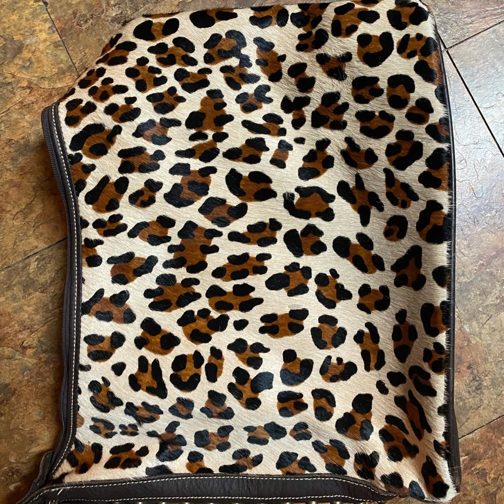 American West Animal Print Shoulder Bag. - Picture 16 of 16